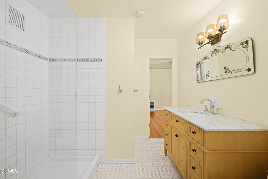 MLS #P1-25313 image #14