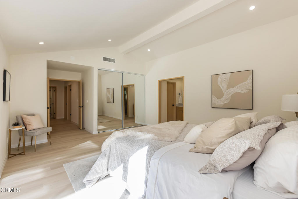 MLS #P1-25327 image #33