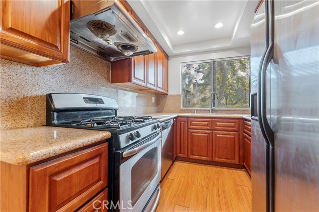 MLS #OC25237989 image #6