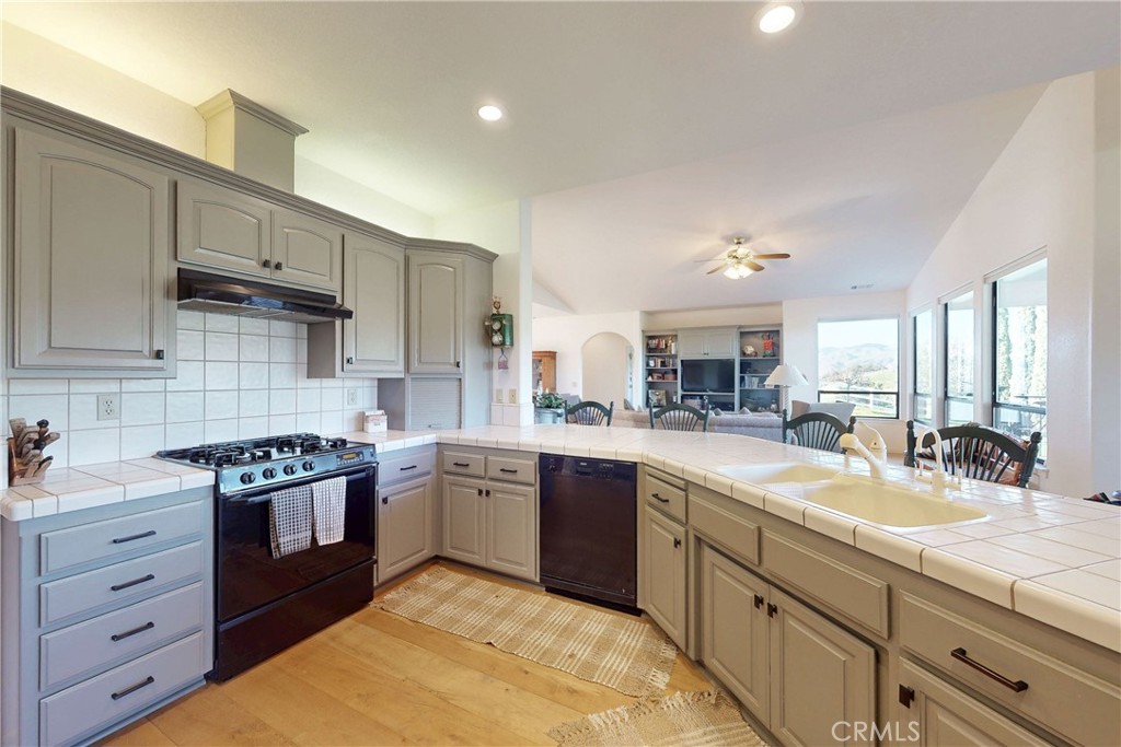 MLS #PI25052858 image #10