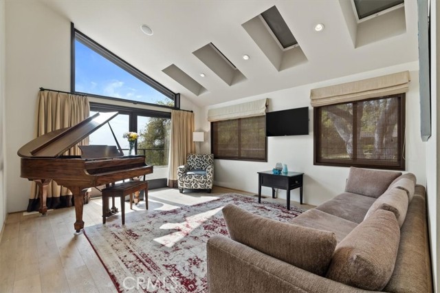 MLS #PI25097786 image #19