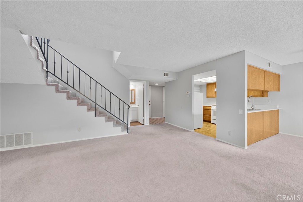 MLS #PI25191541 image #2