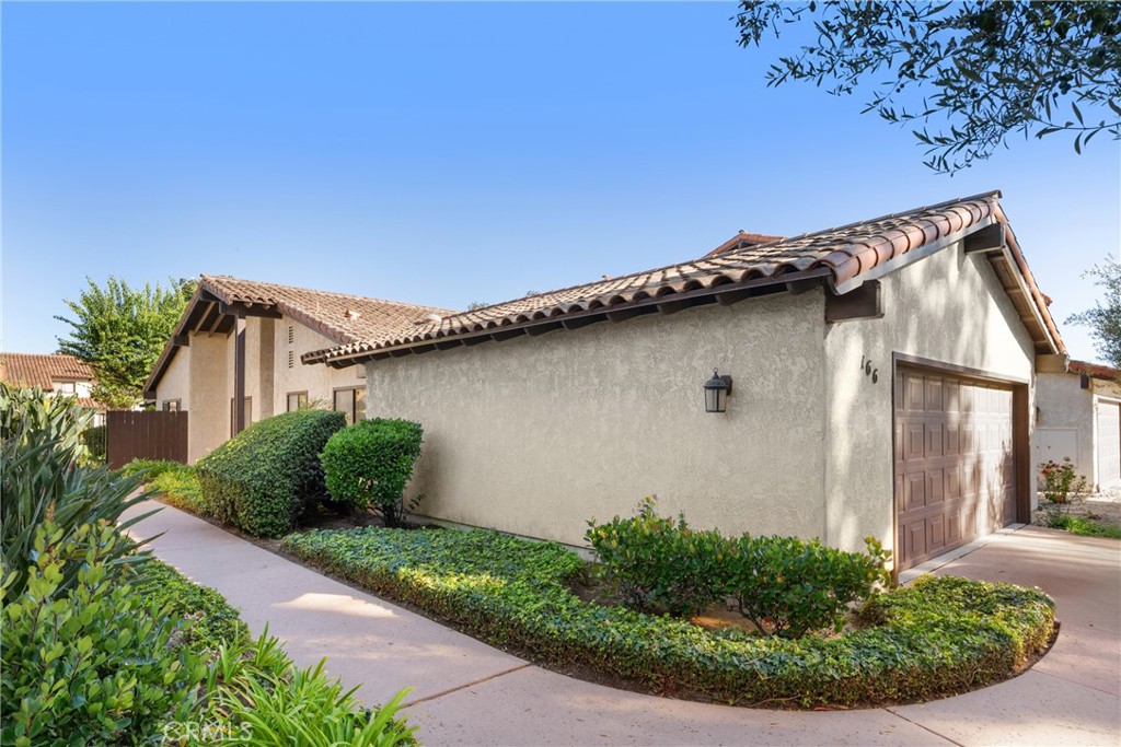 MLS #PI25238114 image #1