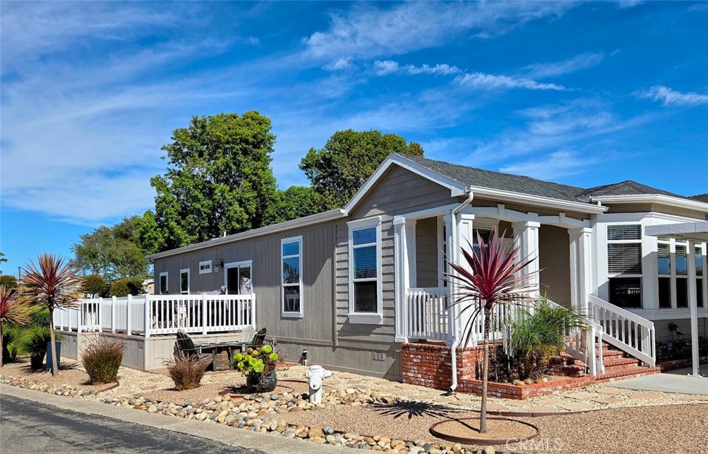 MLS #PI25241350 image #0