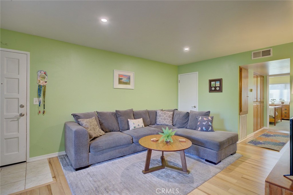 MLS #PI25261694 image #5