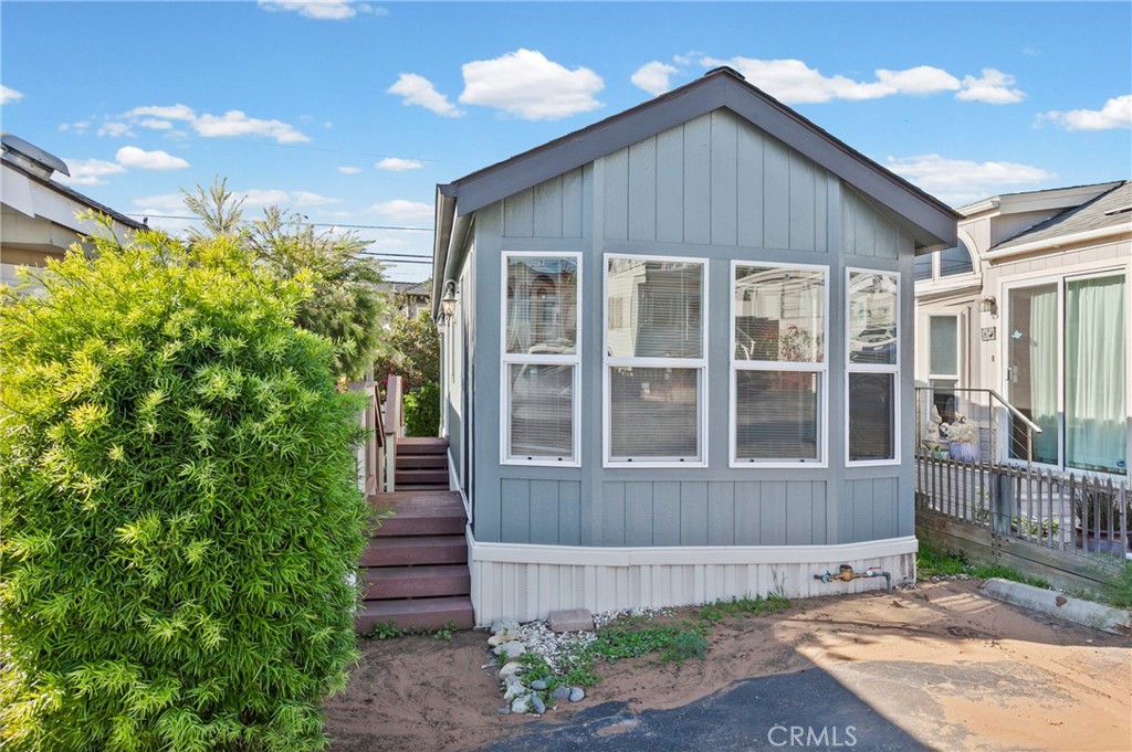 MLS #PI25272251 image #0