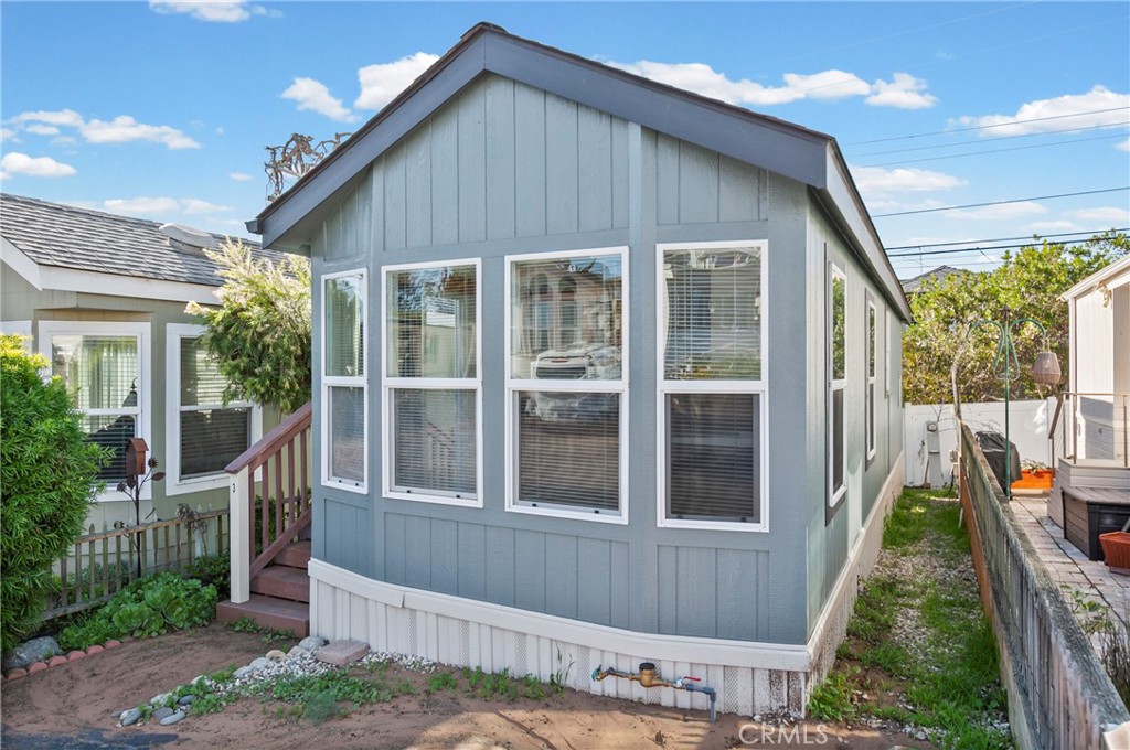 MLS #PI25272251 image #1