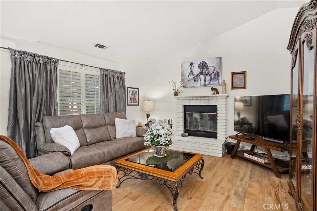 MLS #PI25275322 image #2