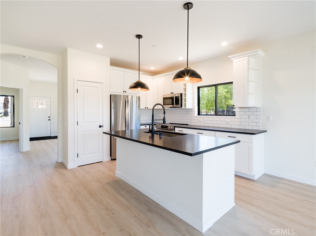 MLS #PT25273772 image #2