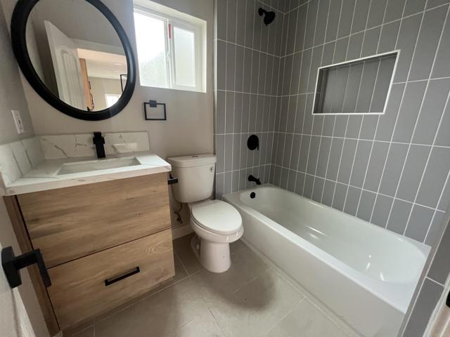 MLS #250018232SD image #17