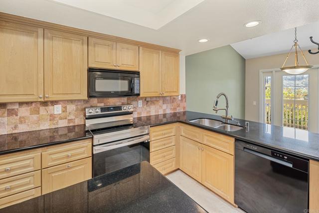 MLS #250039915SD image #16