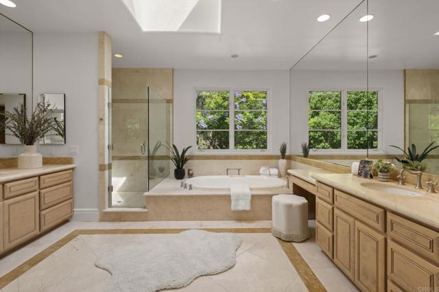 MLS #250024243SD image #17