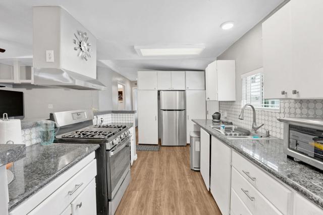 MLS #PTP2505906 image #0