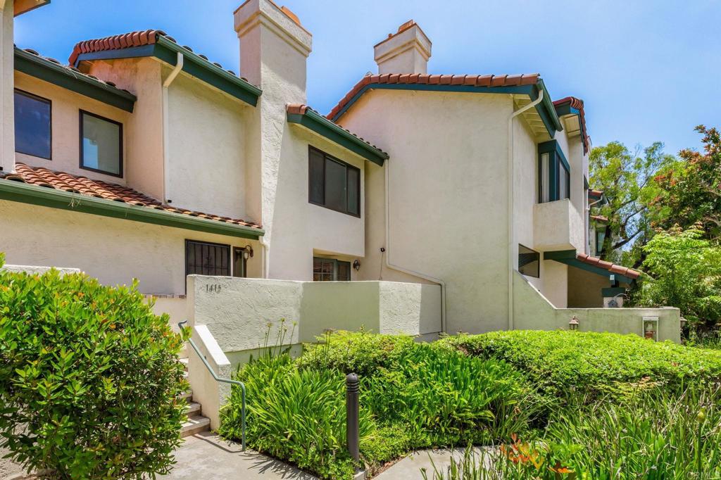 MLS #PTP2506976 image #0