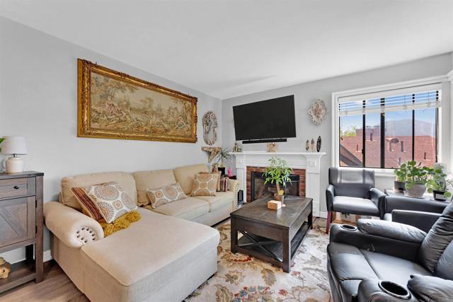 MLS #250033661SD image #2