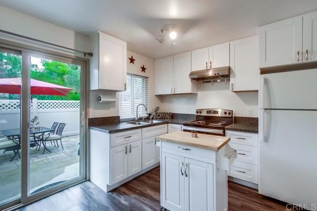 MLS #250032593SD image #10