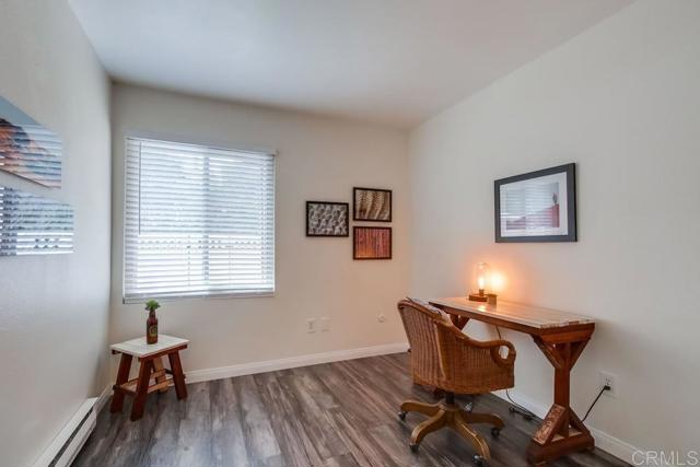 MLS #250032593SD image #17