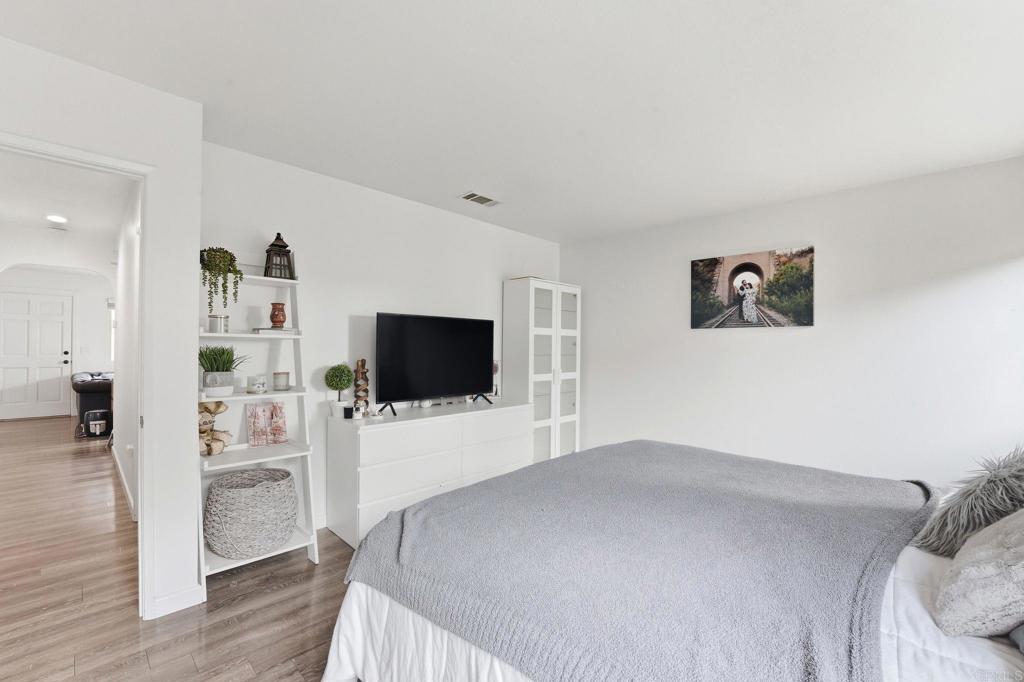 MLS #PTP2508591 image #8