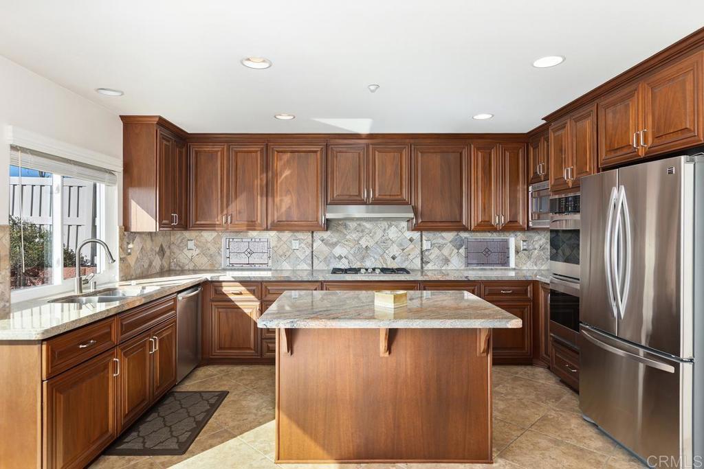 MLS #PTP2508813 image #10