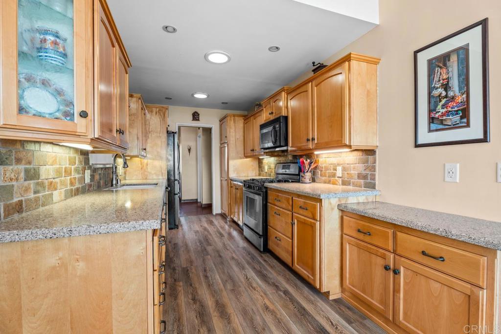 MLS #PTP2508904 image #10