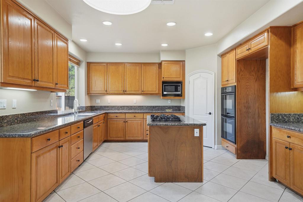 MLS #PTP2508925 image #16