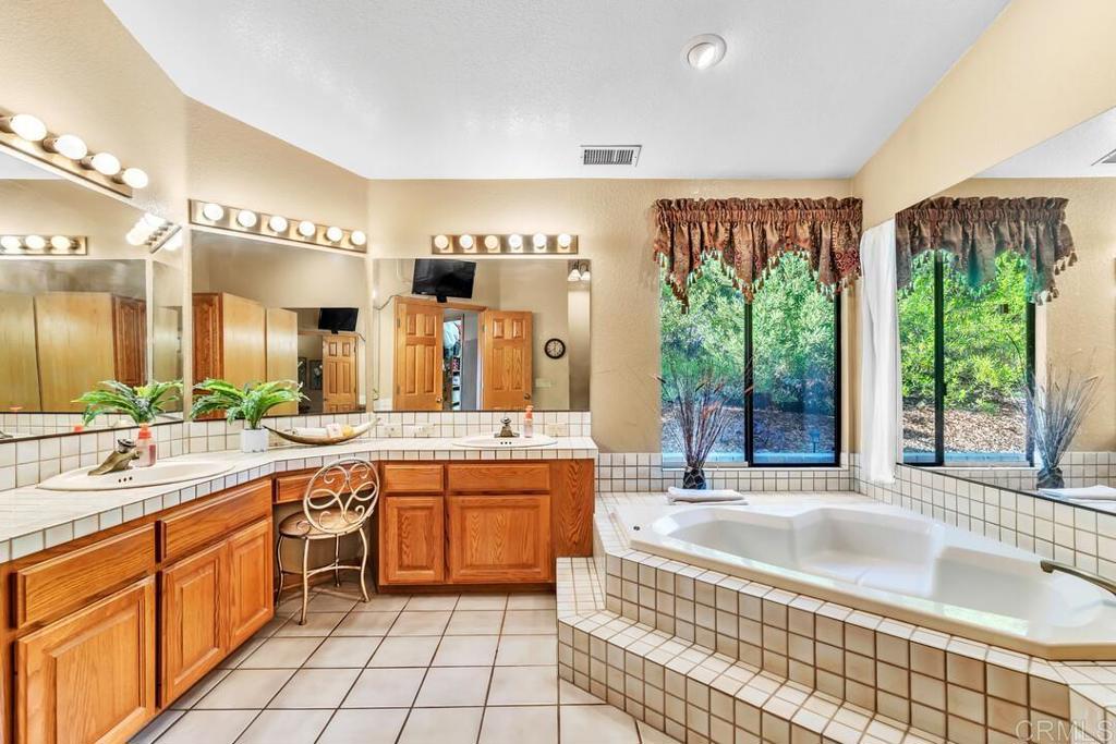 MLS #PTP2508957 image #16