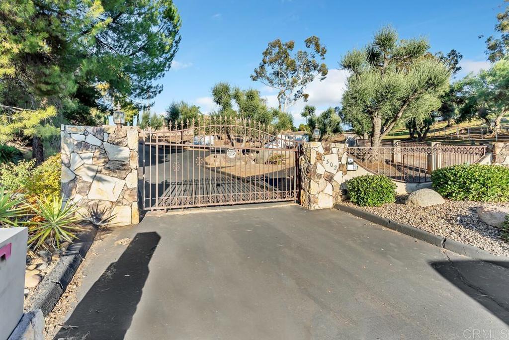 MLS #PTP2508957 image #31