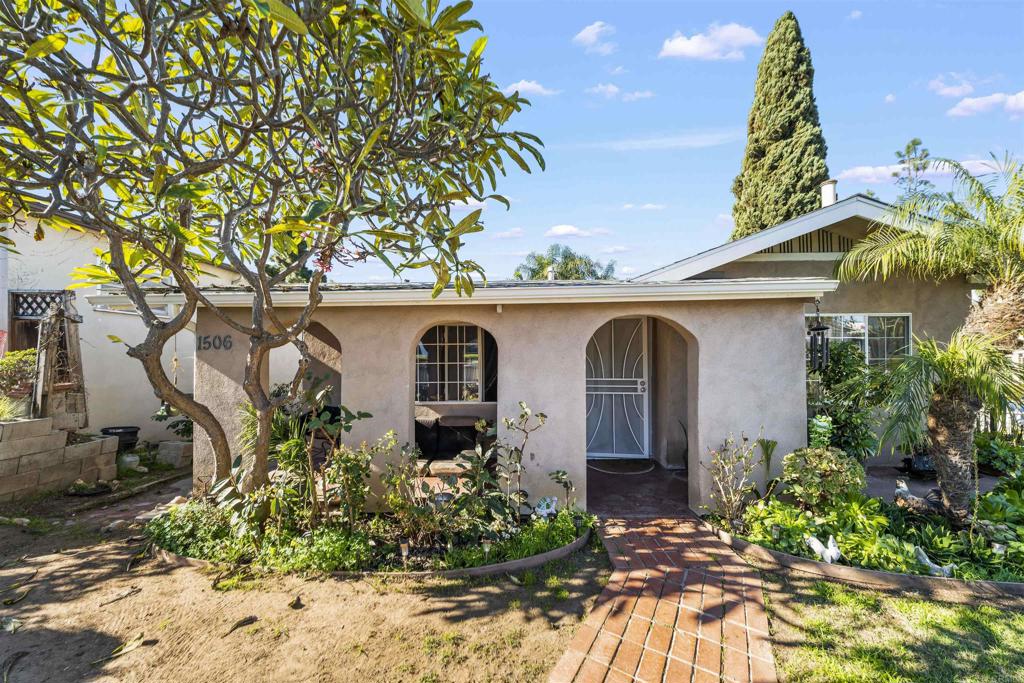 MLS #PTP2508977 image #0