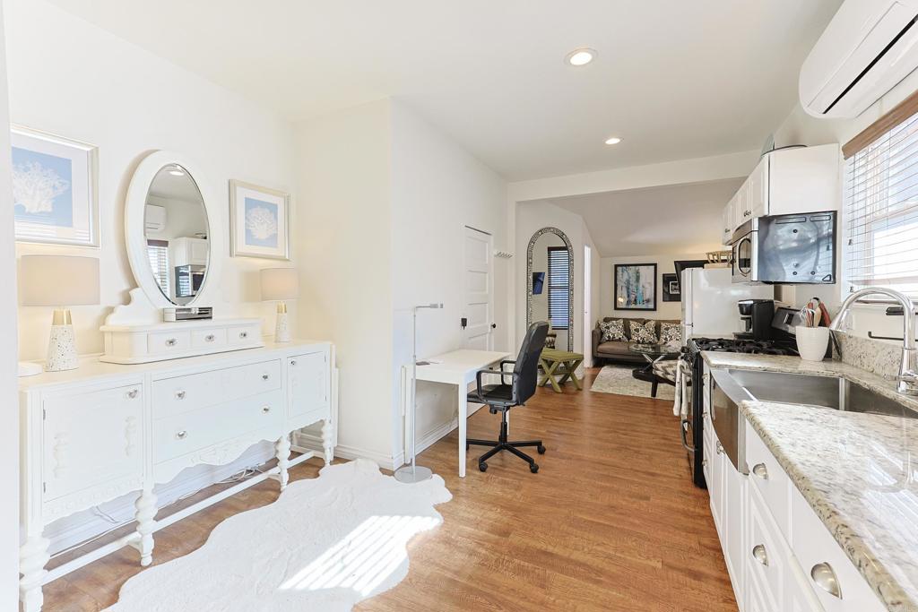 MLS #PTP2509101 image #2