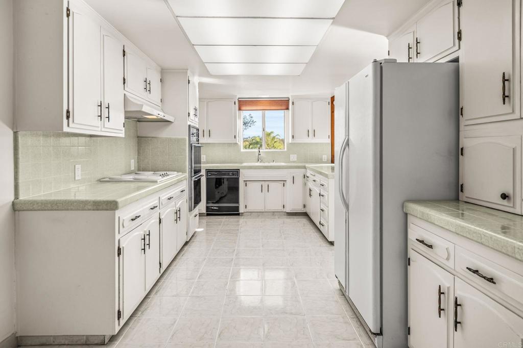 MLS #PTP2509172 image #10