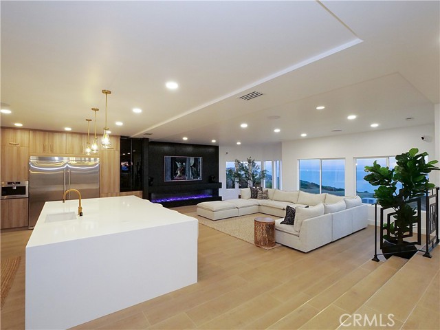 MLS #PV25030583 image #0