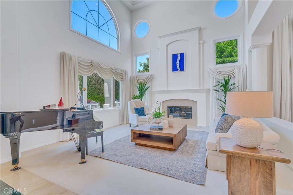 MLS #PV25084846 image #3