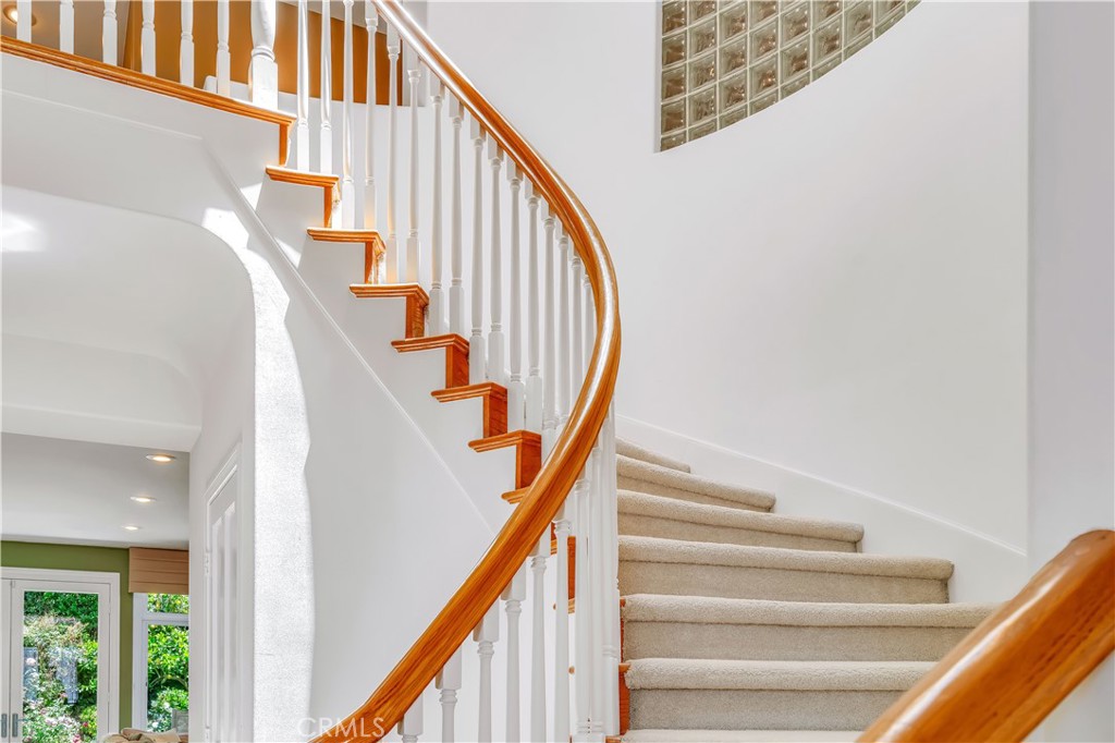 MLS #PV25084846 image #6