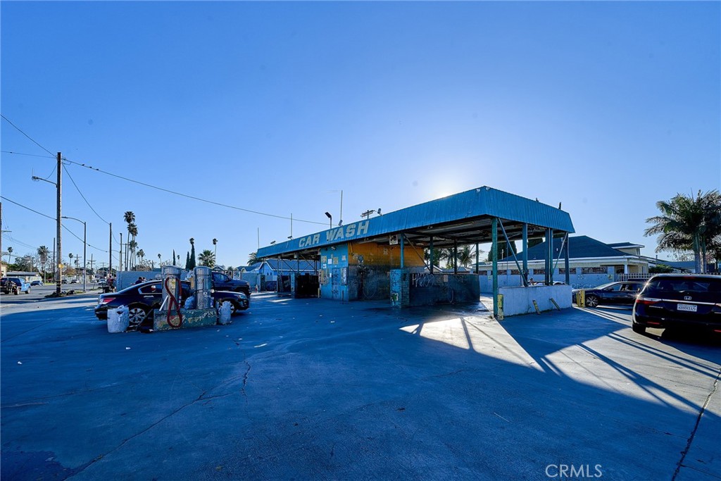 MLS #PV25097117 img 1