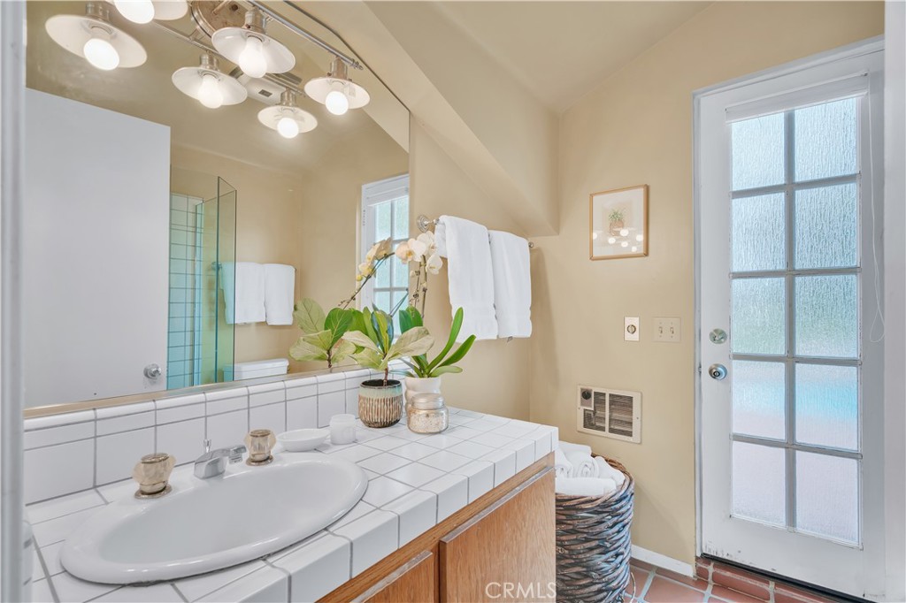 MLS #PV25098748 image #9