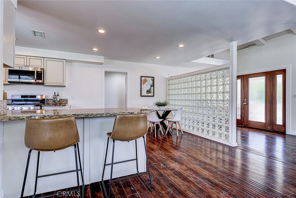 MLS #PV25122436 image #10