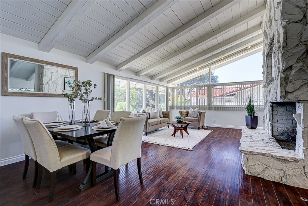 MLS #PV25122436 image #2