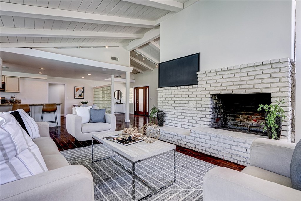 MLS #PV25122436 image #5