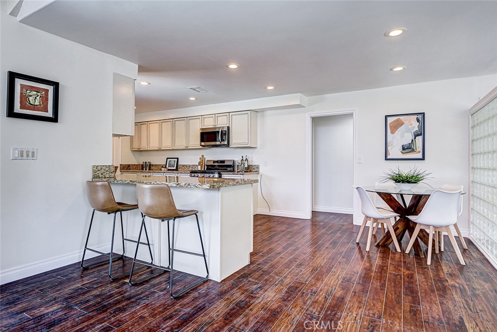 MLS #PV25122436 image #9