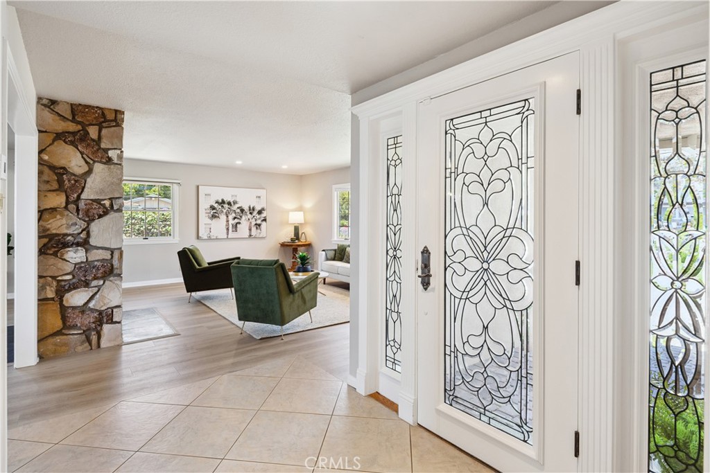 MLS #PV25167073 image #1