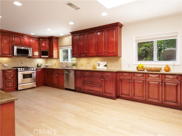 MLS #PV25183416 image #8