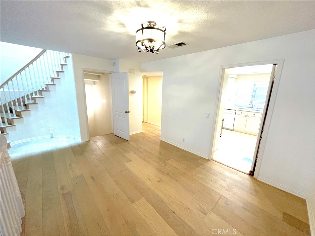 MLS #PV25189436 image #3