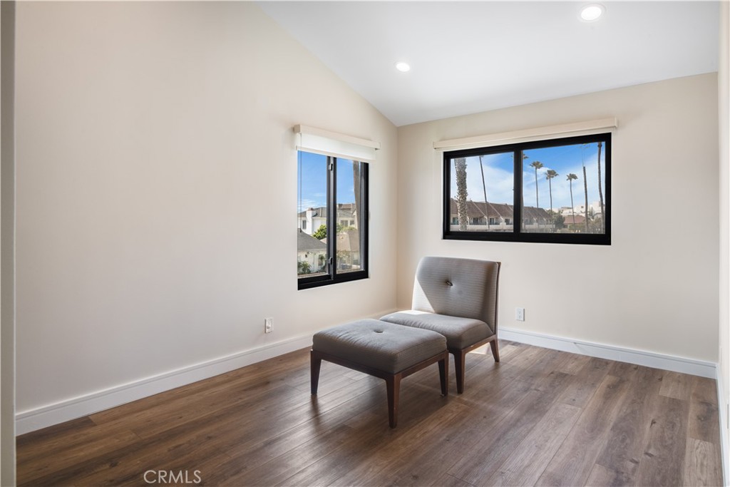 MLS #PV25190068 image #12