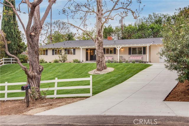 MLS #PV25191057 image #1