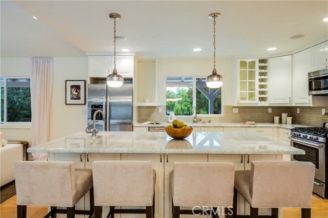 MLS #PV25191057 image #8