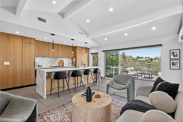 MLS #PV25191706 image #1