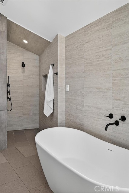 MLS #PV25191706 image #30