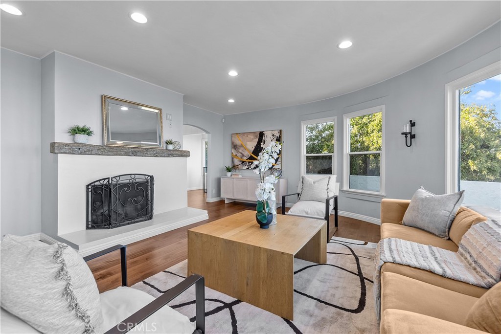 MLS #PV25202353 image #3