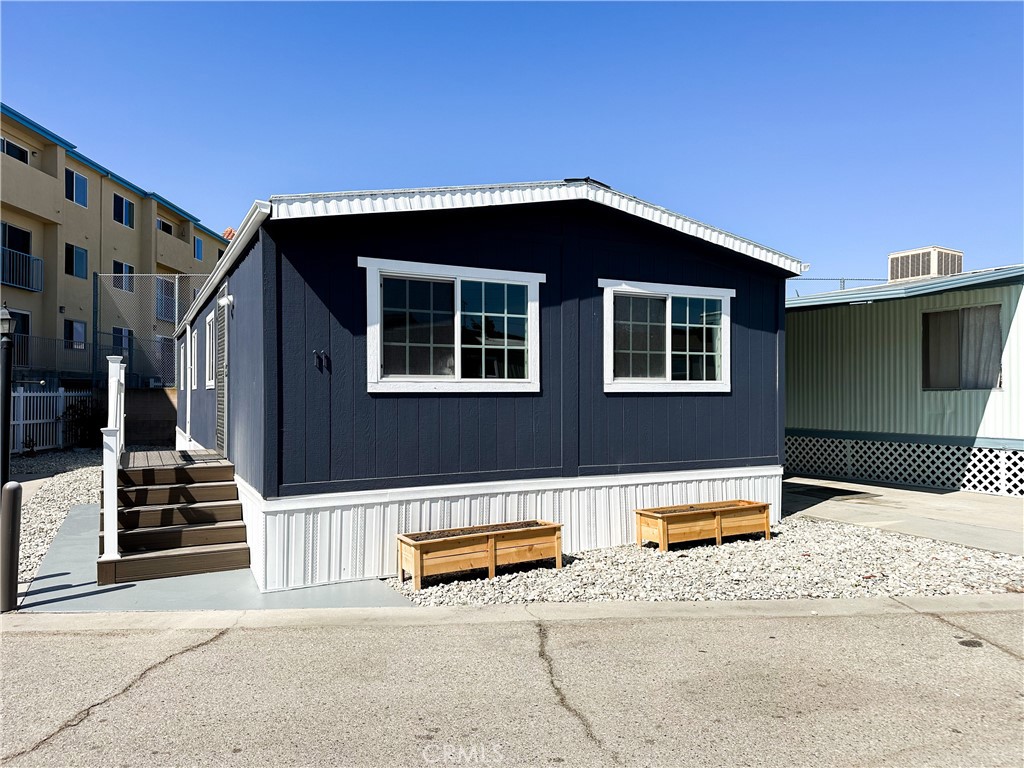 MLS #PV25218609 image #0