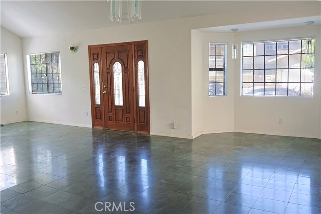 MLS #PV25226595 image #5